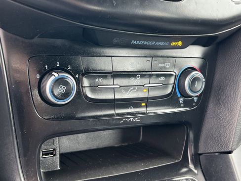 Used 2018 Ford Focus ST FWD image 26