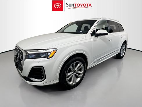 Used 2025 Audi Q7 3.0T Premium Plus AWD/4WD image 9