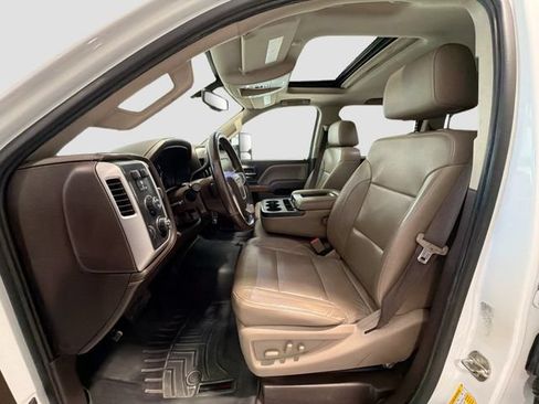 Used 2019 GMC Sierra 3500 SLT w/ Duramax Plus Package AWD/4WD image 17