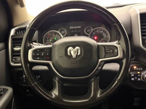 Used 2020 RAM 1500 Big Horn AWD/4WD image 14