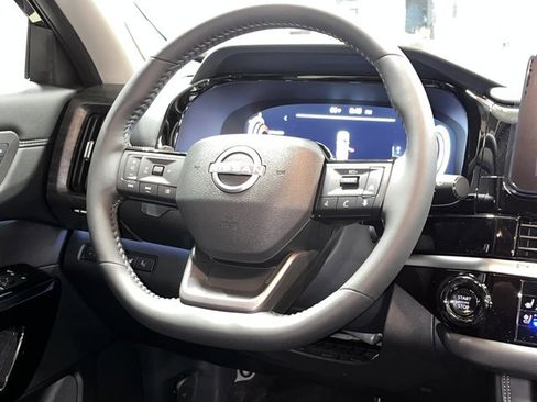 New 2026 Nissan Pathfinder Platinum AWD/4WD image 27