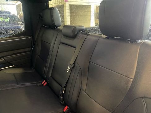 Used 2023 Toyota Tundra Platinum AWD/4WD image 15