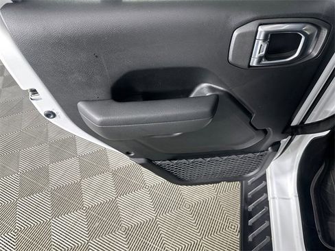 Certified 2023 Jeep Gladiator Sport image 14