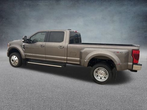 Used 2022 Ford F450 Lariat w/ Lariat Ultimate Package image 3