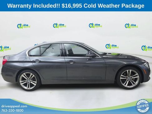 Used 2017 BMW 330i xDrive Sedan AWD/4WD image 4