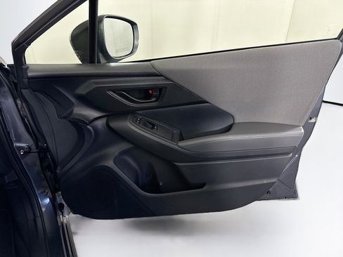 Used 2024 Subaru Crosstrek 2.0i Premium AWD/4WD image 30