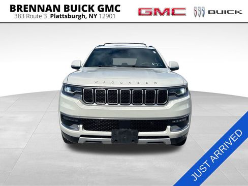 Used 2022 Jeep Wagoneer Series II AWD/4WD image 8