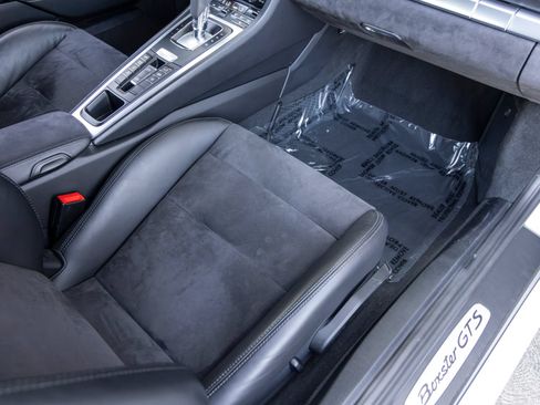 Certified 2015 Porsche Boxster GTS RWD image 60