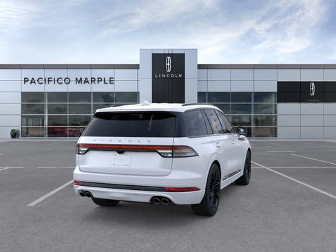 New 2026 Lincoln Aviator Reserve w/ Jet Appearance Package AWD/4WD image 8
