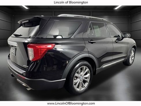 Used 2023 Ford Explorer Limited w/ Limited Technology Package image 7