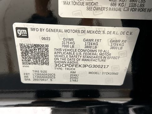 Used 2023 Chevrolet Silverado 1500 LT Trail Boss w/ Protection Package AWD/4WD image 11