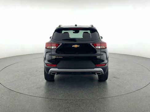 Used 2025 Chevrolet TrailBlazer LT FWD image 6
