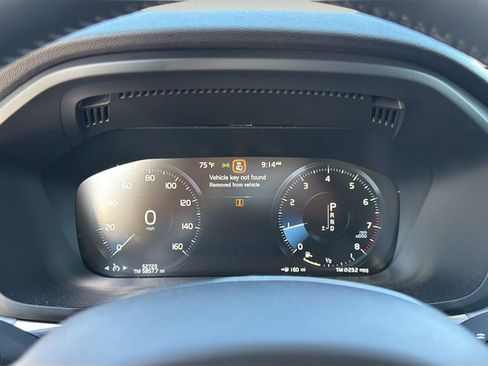 Used 2020 Volvo XC60 T5 Momentum image 10