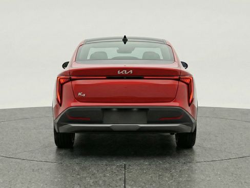 Used 2025 Kia K4 LXS image 7