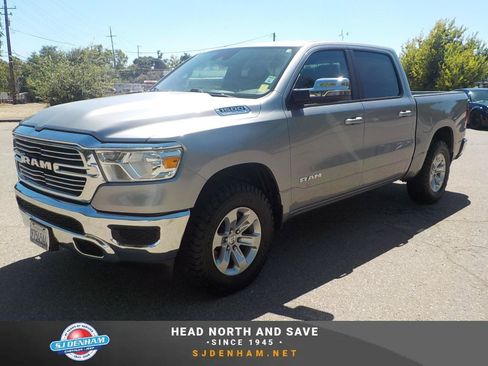 Used 2024 RAM 1500 Laramie AWD/4WD image 1