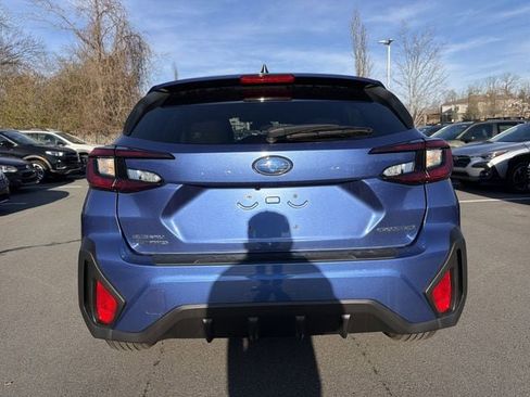 Used 2025 Subaru Crosstrek 2.0i image 8