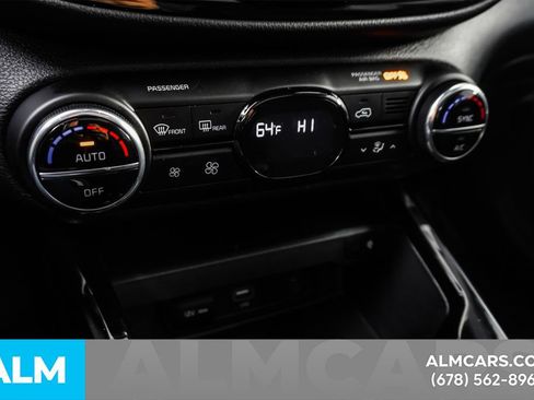 Used 2025 Kia Soul EX image 40