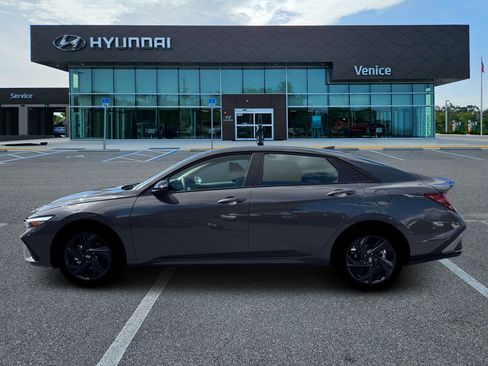 New 2026 Hyundai Elantra Sport FWD image 3