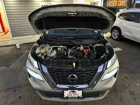Used 2021 Nissan Rogue SV image 38