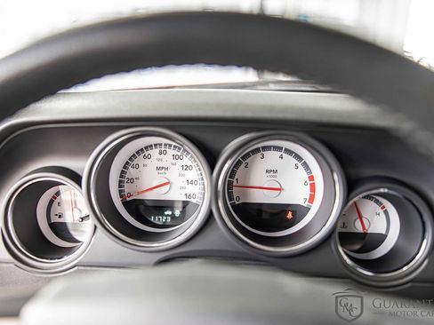 Used 2009 Dodge Challenger R/T image 22