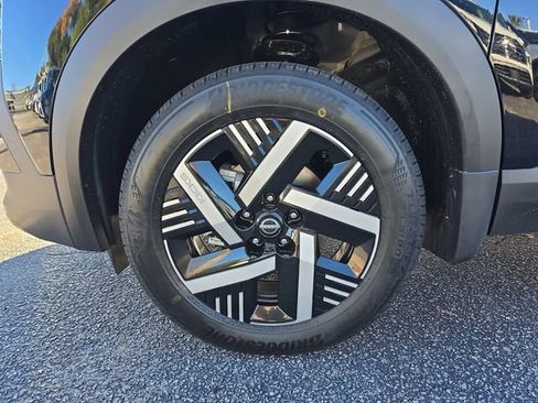 New 2026 Nissan Kicks SV w/ Charging Package FWD image 10