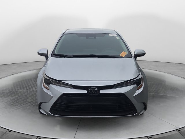 Used 2024 Toyota Corolla LE FWD image 8