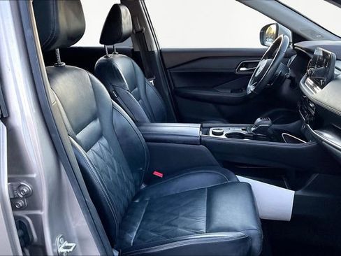 Used 2022 Nissan Rogue Platinum w/ Head-Up Display Package image 20