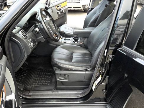 Used 2013 Land Rover LR4 HSE AWD/4WD image 32