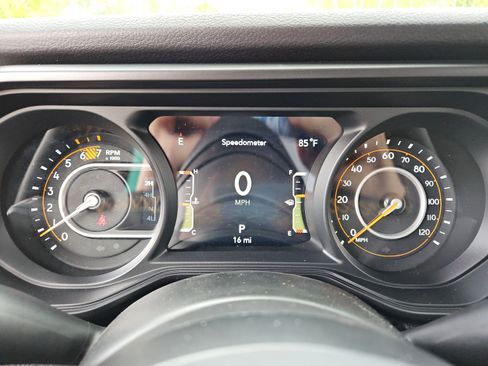 New 2024 Jeep Wrangler Sport S image 19