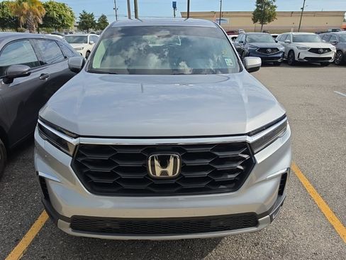 Used 2024 Honda Pilot EX-L image 2