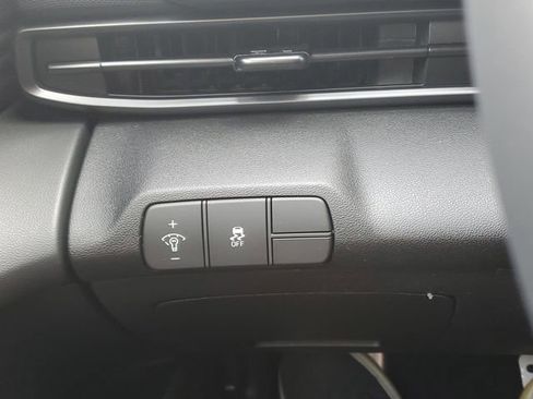 New 2026 Hyundai Elantra Sport FWD image 21