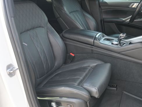 Used 2021 BMW X6 xDrive40i w/ Executive Package AWD/4WD image 34