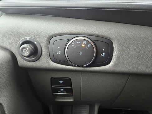 New 2026 Ford Transit 150 Low Roof image 17