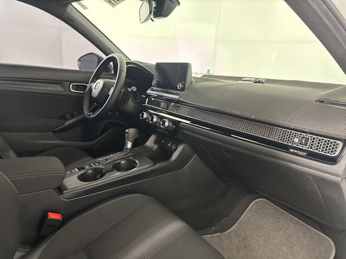 Used 2024 Honda Civic Sport image 26
