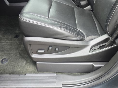 Used 2017 GMC Sierra 1500 SLT image 19