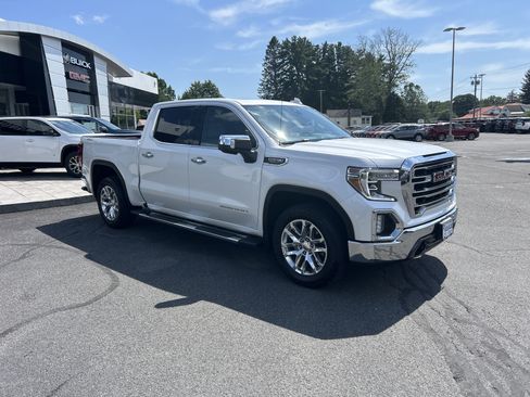 Used 2021 GMC Sierra 1500 SLT w/ SLT Premium Plus Package AWD/4WD image 16