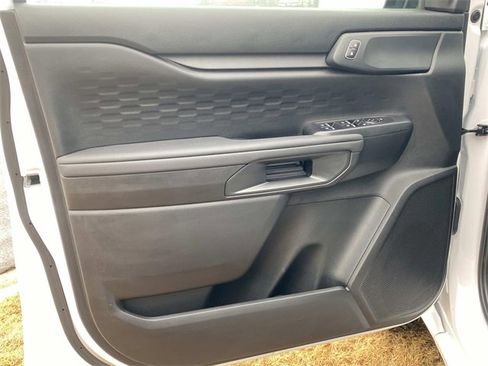 Used 2025 Ford Ranger XL w/ Trailer Tow Package image 16