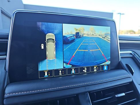 Used 2024 GMC Yukon AT4 w/ Technology Package image 26