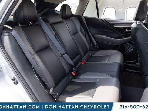 Used 2025 Subaru Outback Onyx Edition AWD/4WD image 17
