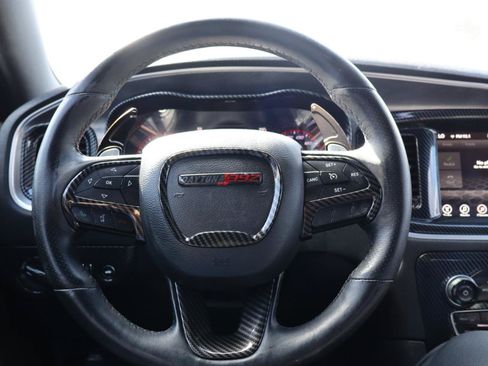 Used 2017 Dodge Charger R/T RWD image 17