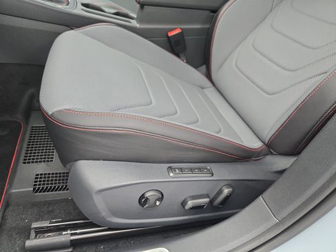 New 2026 Volkswagen Jetta GLI Autobahn FWD image 29