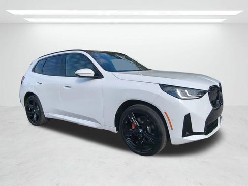New 2026 BMW X3 xDrive30 w/ Premium Package image 2