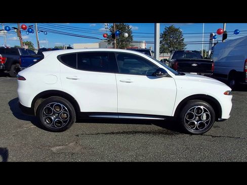 Used 2024 Alfa Romeo Tonale Ti AWD/4WD image 9