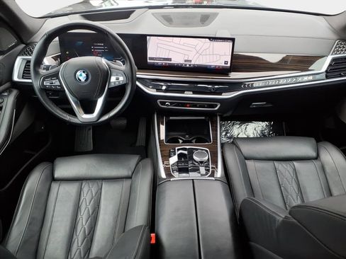 Used 2025 BMW X5 xDrive50e image 14