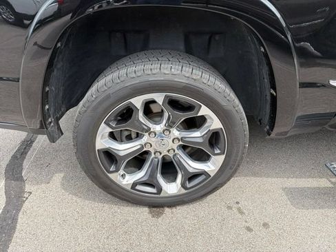 Used 2022 RAM 1500 Limited AWD/4WD image 11