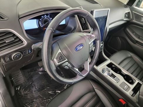 Certified 2022 Ford Edge SEL w/ Convenience Package AWD/4WD image 12