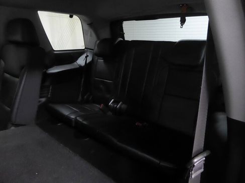 Used 2015 Chevrolet Tahoe LT image 29