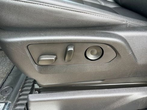 Used 2024 Chevrolet Silverado 2500 LTZ image 17