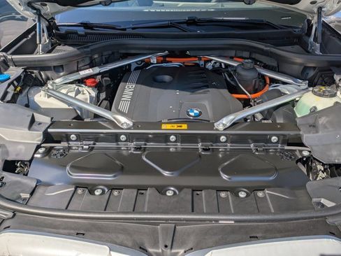 New 2026 BMW X5 xDrive50e AWD/4WD image 13
