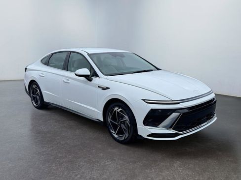 New 2026 Hyundai Sonata SEL AWD/4WD image 3